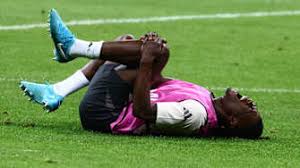 虽然他并不 虽然他并不